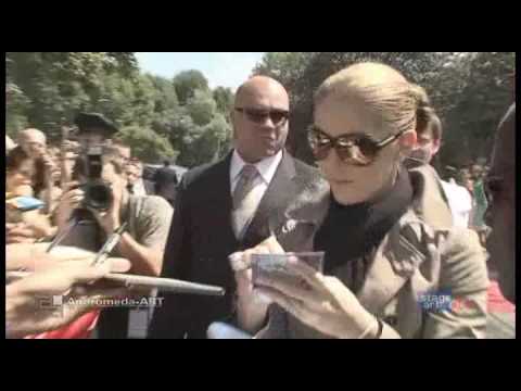 Celine Dion in Kraków - The Making Of - Part 2 Airport + Star