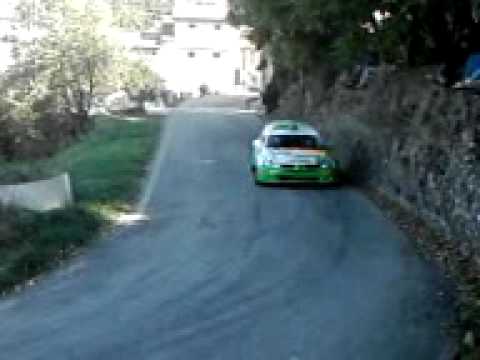 Tacchella tornante sprea Rally 2 valli 2011