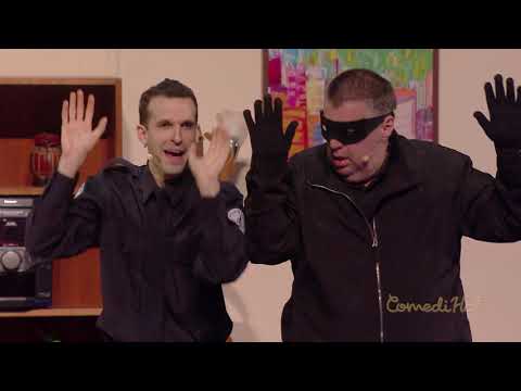 OLIVIER MARTINEAU La police \\ ComediHa!