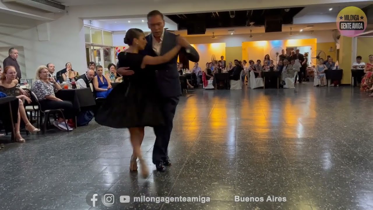 Alvaro Salas y Julieta Cappiello  - Milonga Gente Amiga - 07/ENE/2023 (2/3)