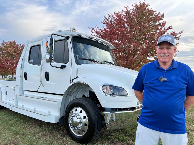 Preview image of 2023 Freightliner ~Custom Hauler~ Laredo Conversion M2 106 (11N221677) youtube video