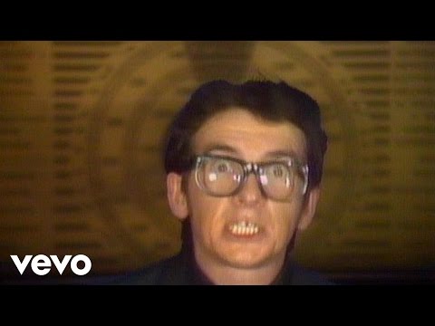 Elvis Costello & The Attractions - Radio, Radio