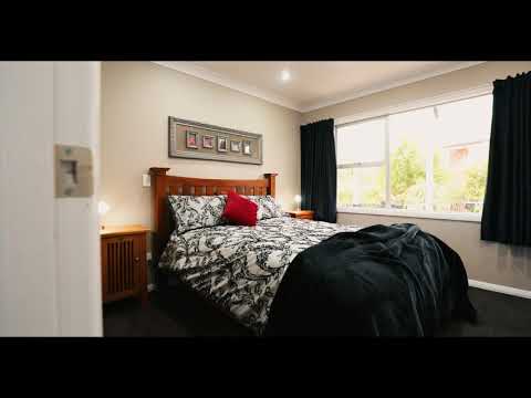 SOLD - 50 Celtic Crescent, Ellerslie - Aaron Foss