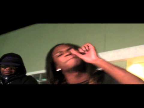 YUNG WIZZLE / HITEM (WIZZLENATION)