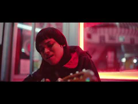 Anthony Escandón - A Veces (Kinder Malo)