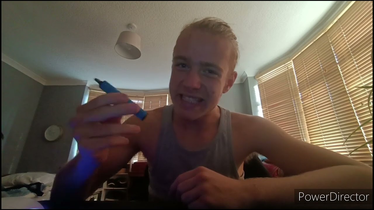 Watch video Blueberry Sour Rasberry Elf Bar review - killbuhside Now Blueberry Sour Rasberry Elf Bar review - killbuhside