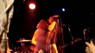 Juliette &amp; The Licks - Shelter Your Needs - Live