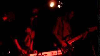 TOPS ✩ Turn Your Love Around ✩ live @ Espace B // Paris 2012