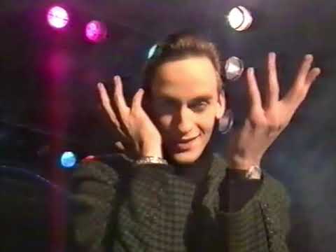 Jo van Nelsen (Culture Beat) performt "Der Erdbeermund", 15.1.1990, TV