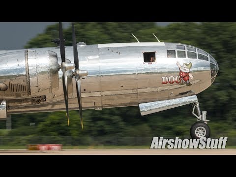 B-29/B-17 Flybys - EAA AirVenture Oshkosh 2018