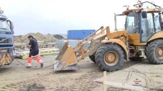 preview picture of video 'Hydrema 906D Pulling Out Stuck Volvo 8x4 Truck'