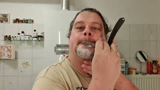 Klaus rasiert sich - Wilkinson Shavette eine weitere Rasur