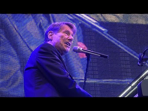 3.000 Besucher bei Udo Jürgens im Rastatter Schloss