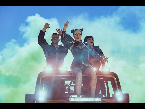 Elena Vargas - El Escuadrón (Videoclip Oficial)