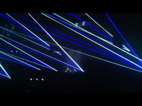 Swedish House Mafia - In My Mind / Committed To Sparke Motion  -  OneLastTour Paris 8.12.12.
