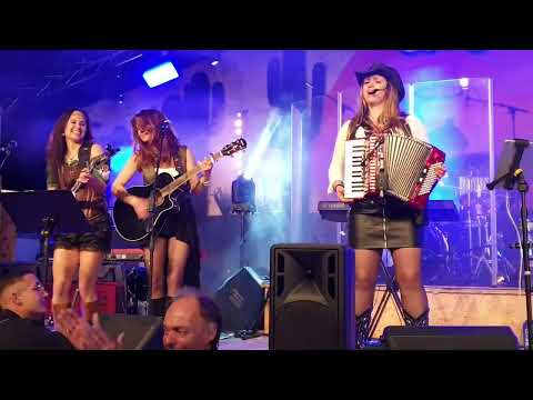 Western Girls - Ye Jacobites By Name