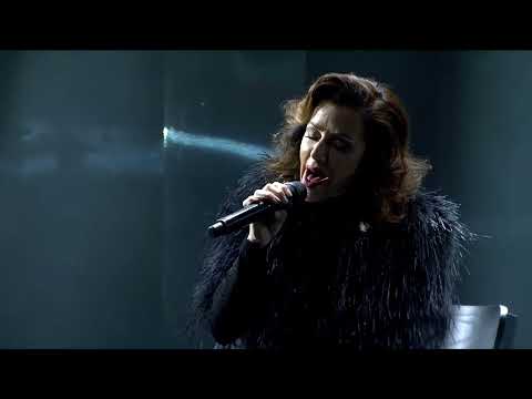 Tina Arena