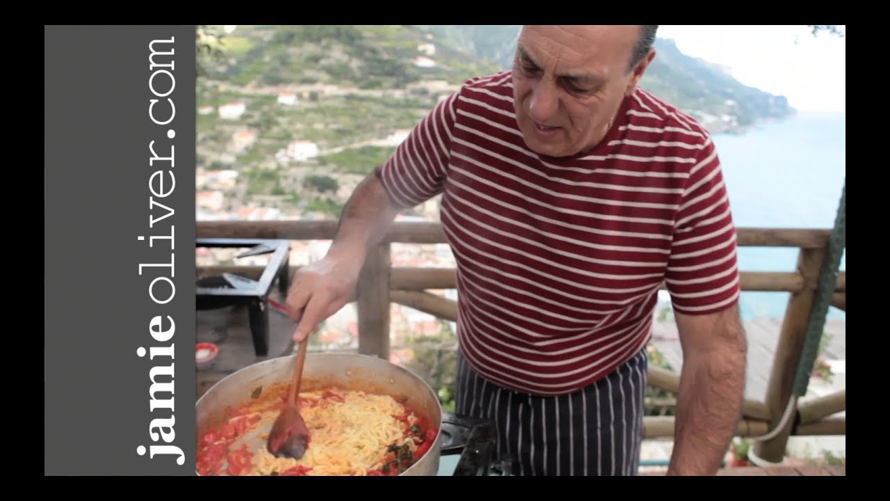 Chilli tomato taglierini: Gennaro Contaldo