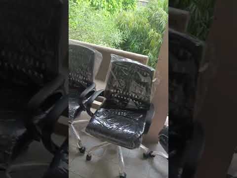 Mesh computer workstation chair, for office, blue