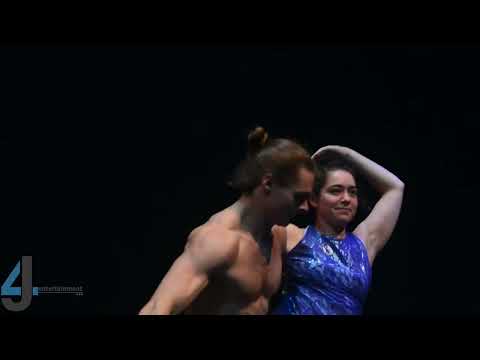 440 | Duo Hand to Hand | Balance | Stage Show
