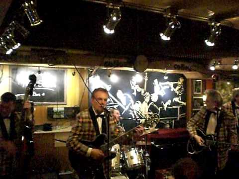 Devil in Disguise - Franny and the Fireballs LIVE im Cotton Club - Hamburg im Juni 2010