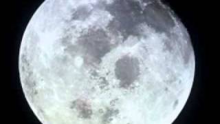 There&#39;s a Moon in the Sky - The B-52&#39;s