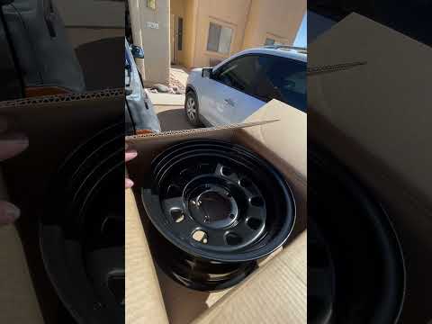 15X8 Rough Country Wheels Arrive for the 92 “Scout Build”. #offroad #geotracker #suzukisidekick