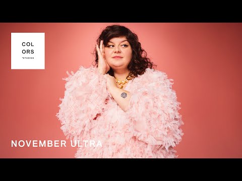 November Ultra - corazón caramelo | A COLORS SHOW