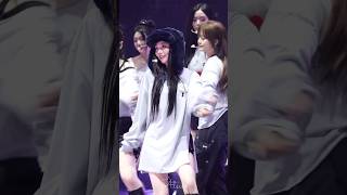 260301 Christmas Alone - Kaede fancam #tripleS #트리플에스 #トリプルS#トリプルエス #トエス #Kaede #카에데 #ChristmasAlone
