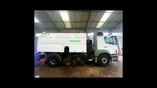 Mercedes-Benz Axor road sweeper | Image 2 - Autoline