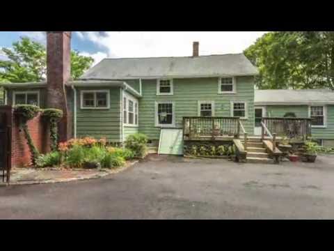 663 Salem St, Lynnfield MA - Pamela Downs - Tel 978-944-1558