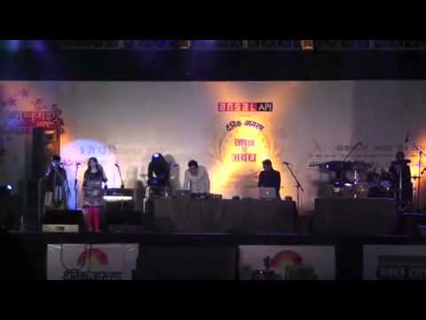 Jashn e Awadh 2010 - Midival Punditz featuring Vidhi Sharma & Ajay Prassana perfroming "Challa"