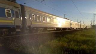 preview picture of video 'ЭП10 006 с поездом №2 Киев-Москва Столичный Экспресс'