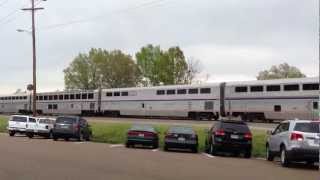 preview picture of video 'City of New Orleans with Vintage Pullman Cars attached 2013-03-30 12.36.05'
