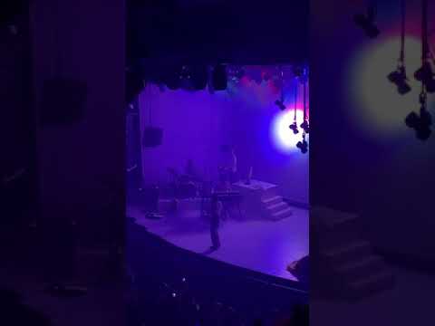 Eddy de Pretto - Fête de trop - Live @ Le Bataclan Paris – 02/11/2021