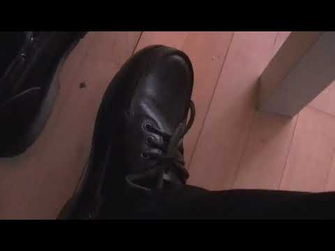 Den gang John Olsen købte 14 par sko i en brandert