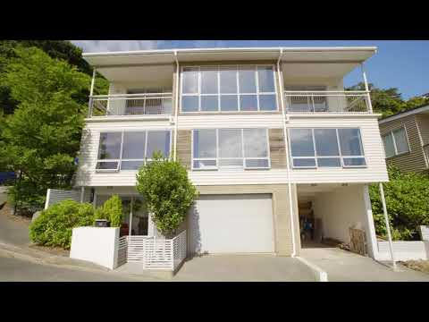58 Tiketike Way, Brooklyn - Wellington (Michael Jones)
