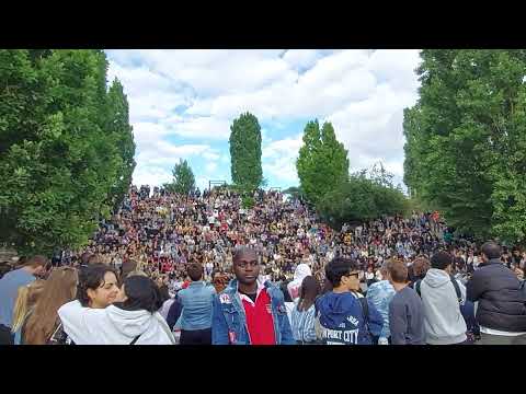 the crowd at the bearpit @karaoke @mauerpark #Berlin 10.07.2022