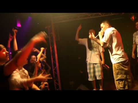 DNA + BACIL / 17 - Pre bratov / live @ Zděřina, 18.06.2011 (HD)