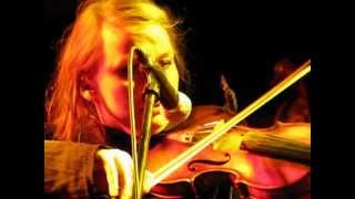 Szirtes Edina Mókus, Borbély Műhely - hegedűszóló és Medvetánc, Szentendre, 2012. dec. 4.