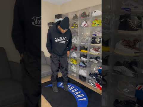 TIMBERLAND BOOTS VS DR MARTENS! WHICH SHOE DO YOU LIKE BETTER? #timberlands #vs #drmartens #fashion