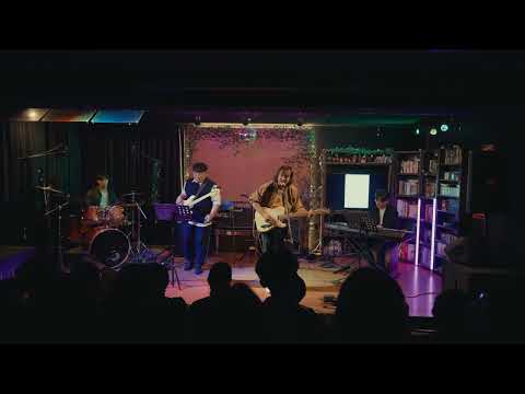 Kim Dongsan & Blueeewoot - Para ti en un lugar distante cuyo nombre no conozco (Showcase de Seúl)