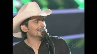 Brad Paisley - Ticks LIVE!