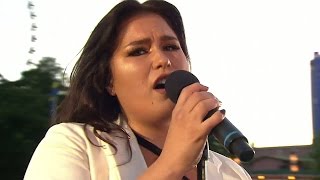 Molly Pettersson Hammar - Listen - Lotta på Liseberg (TV4)