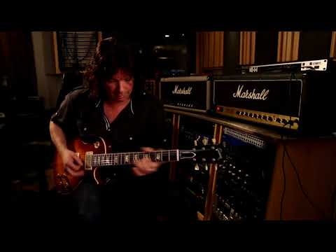 John Norum - Playing great blues licks in C