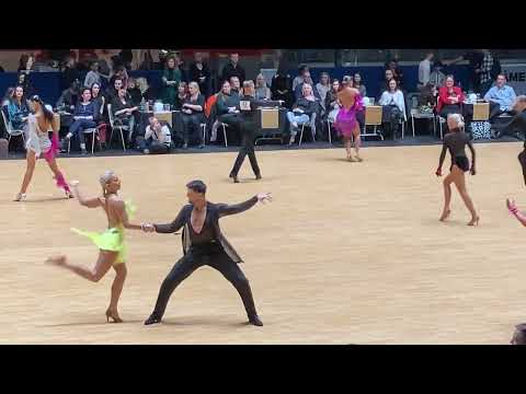 Skalicky Holikova MCR LAT 2023 01 dospeli jive 24ka