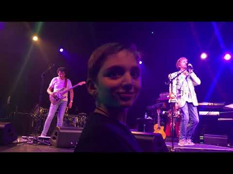 MY SON -HANDSHAKE/SMILES FROM - JON ANDERSON - ROUNDABOUT - YES (ARW) 08/31/18 Celebrity PHOENIX