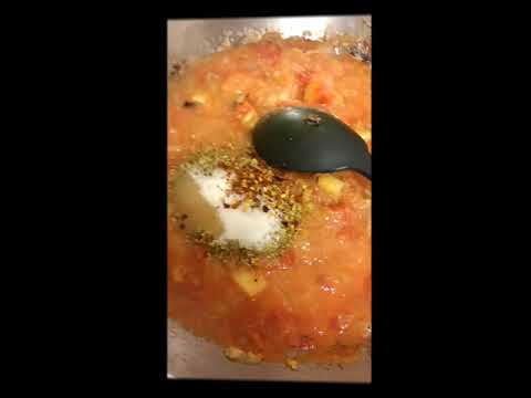 Tomato, pepper and olive pasta