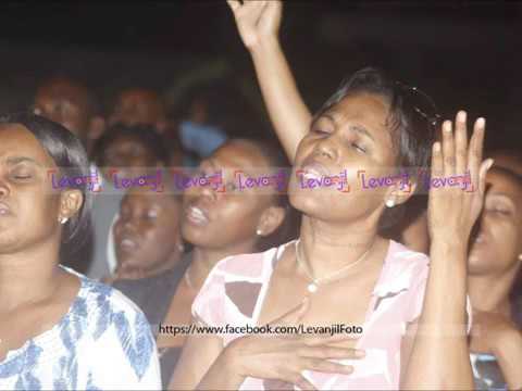 Video -  Ou vreman sen segne - rico aleus . Haitian Gospel Music 2017 Best adoration et louange