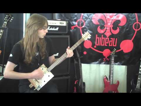 Robin Bibeau's Cigar Box Guitar at Dallas Guitar Fest '13